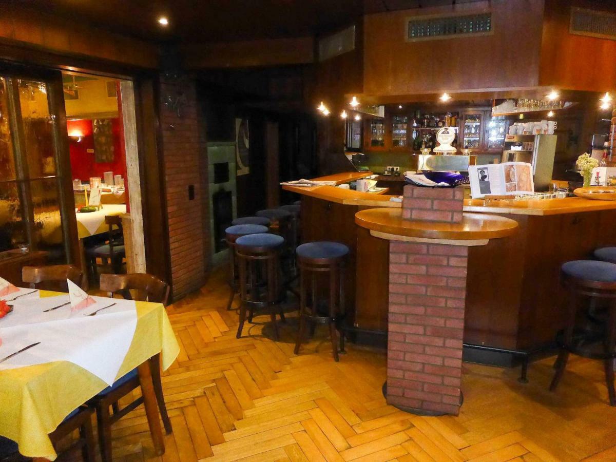 Gasthaus Storchen Hellas 하슬라흐임킨지크탈 외부 사진